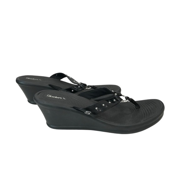 Skechers Cali Sandals Womens Black 9 Thong Shoe Flip Flop Studs Wedge Dressy - Picture 6 of 6